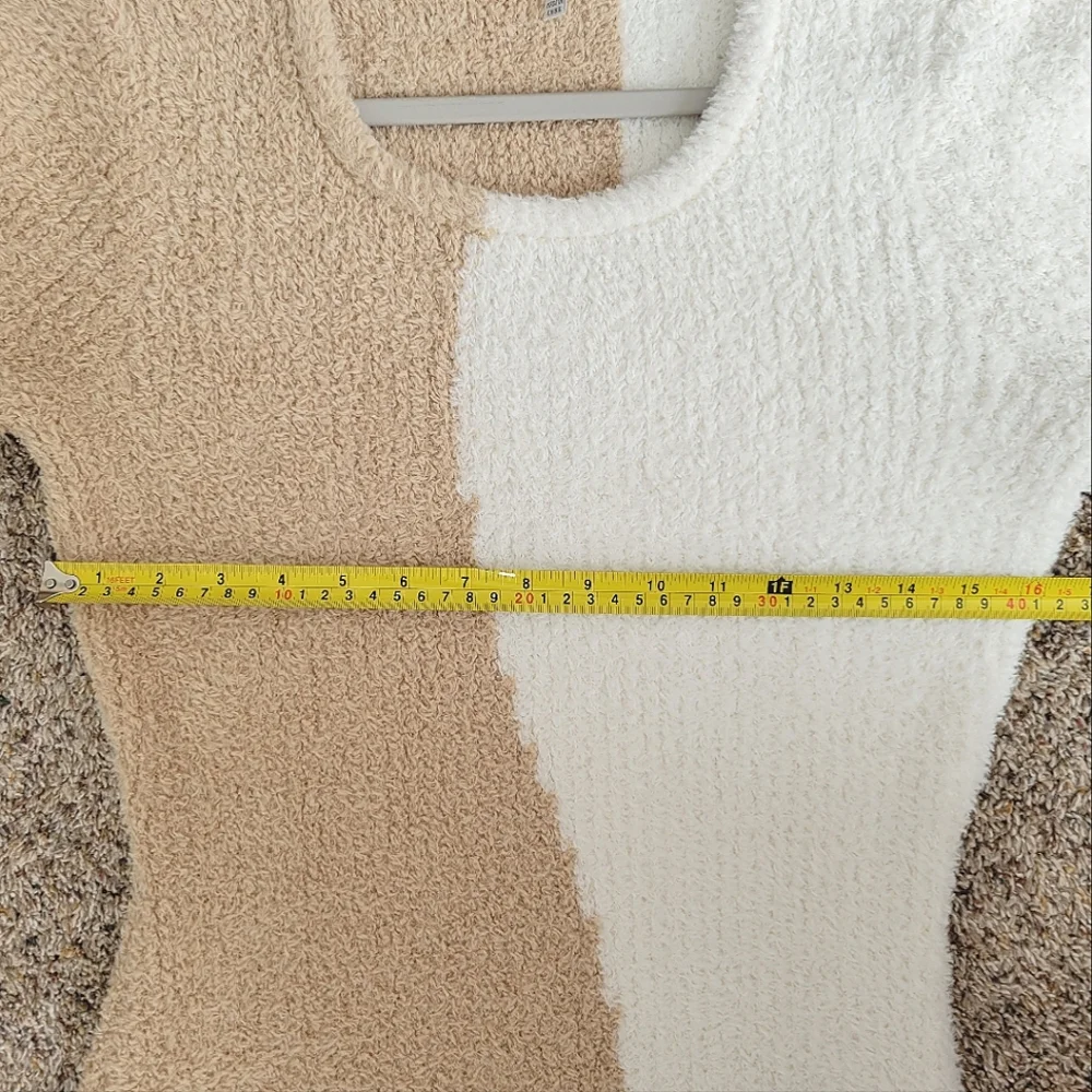Versona Size Large Color Block Soft Fuzzy 3 Quarter Sleeve Sweater Dress - Picture 8 of 8